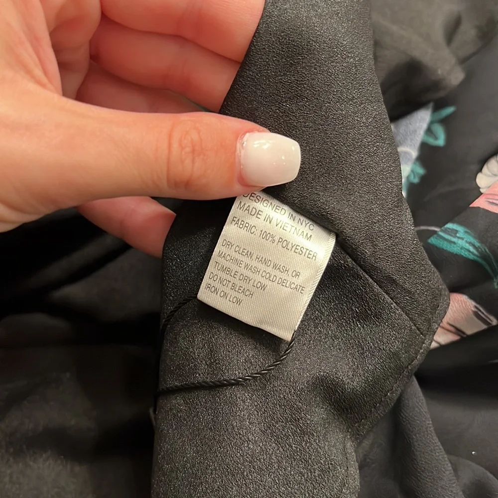 12. NWT Yumi Kim Spell Bound Black Floral Maxi Dress w/ Slit - Picture 4 of 7